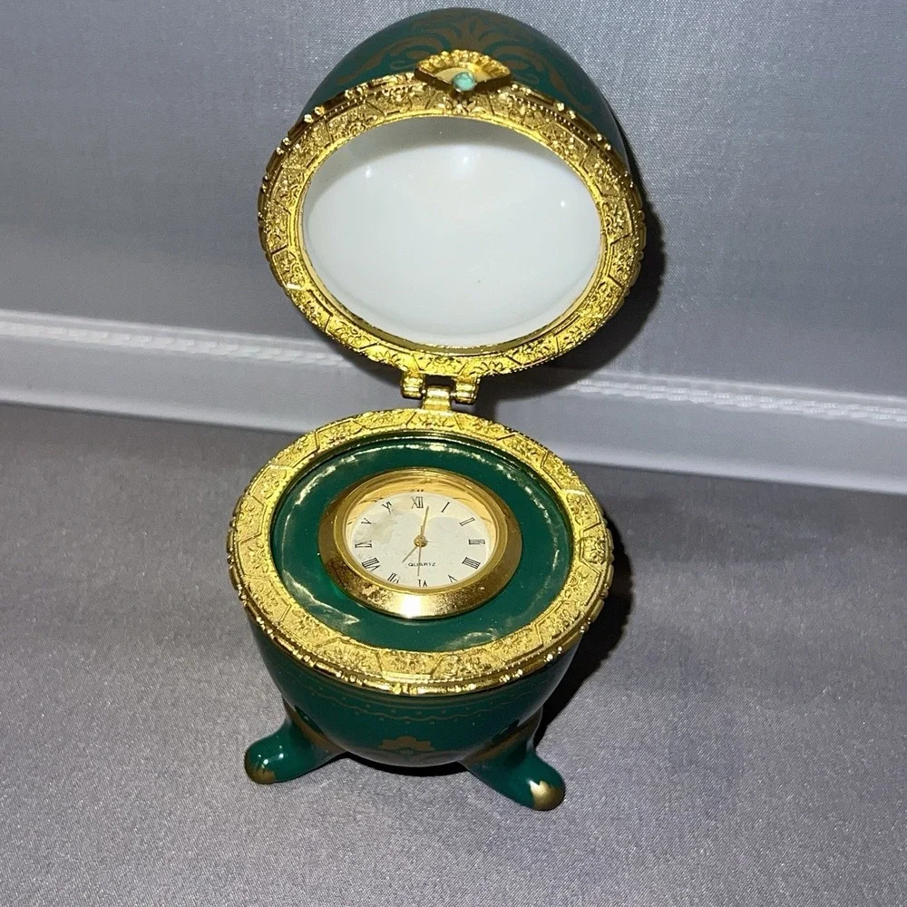 Rare Vtg Avon Emerald Green Gold Porcelain Footed Egg Clock Quartz Japan Movt